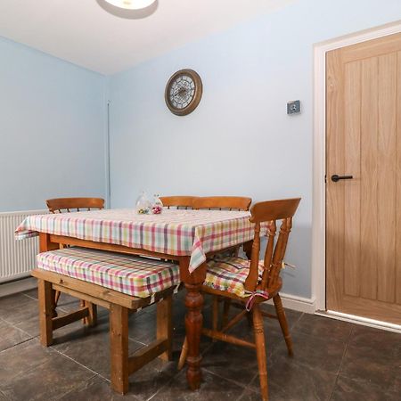 Platform 13 Railway Cottage Llandudno Junction Luaran gambar